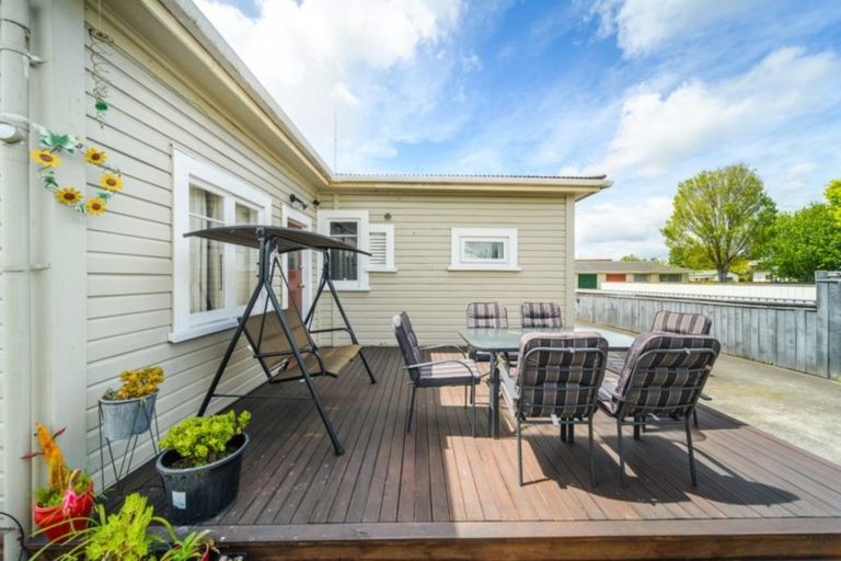 Photo of property in 351 Tremaine Avenue, Takaro, Palmerston North, 4412