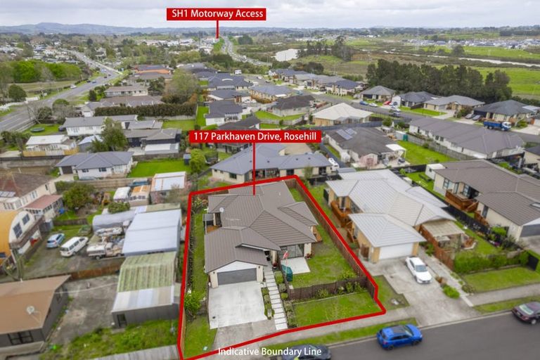 Photo of property in 117 Parkhaven Drive, Rosehill, Papakura, 2113