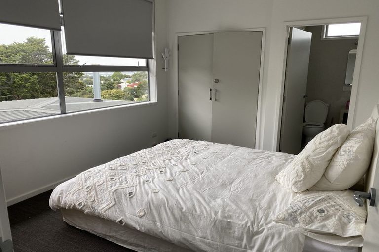 Photo of property in 107 Hinemoa Street, Birkenhead, Auckland, 0626