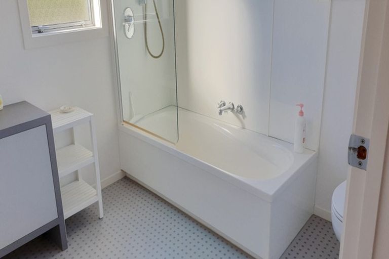 Photo of property in 36 Nyhane Drive, Ligar Bay, Takaka, 7183