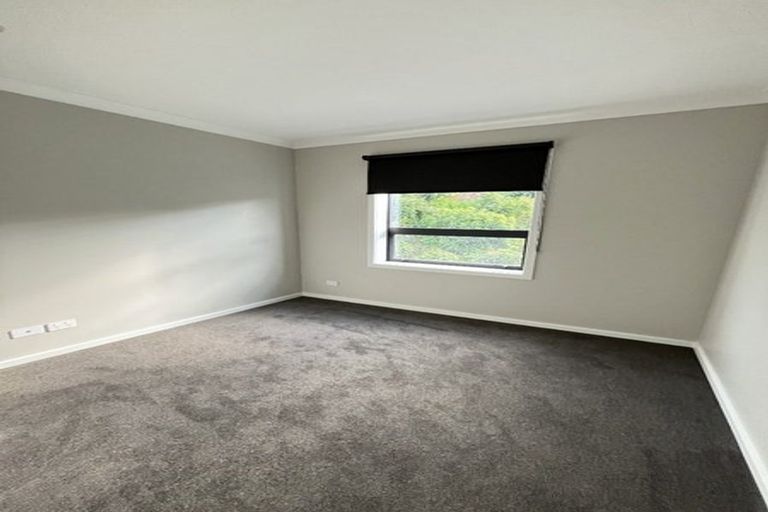 Photo of property in 123 Normandale Road, Normandale, Lower Hutt, 5010