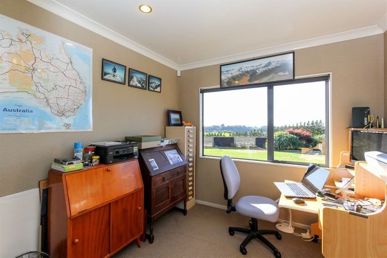 Photo of property in 39 Allan Road, Burgess Park, New Plymouth, 4371