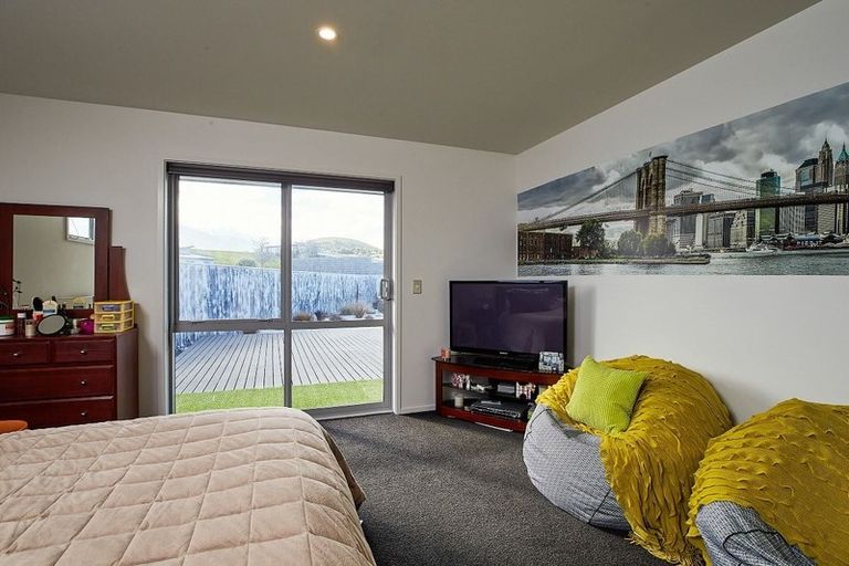 Photo of property in 12 Mcrae Gardens, Kaikoura Flat, Kaikoura, 7371