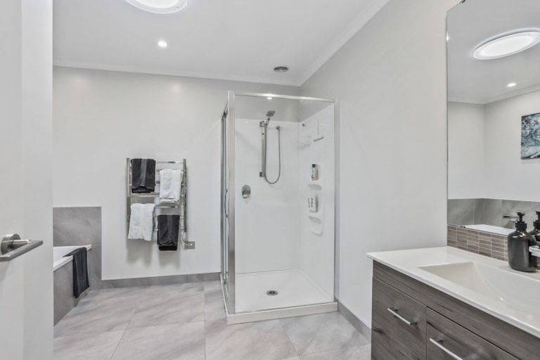 Photo of property in 17 Eyton Kay Road, Hobsonville, Auckland, 0616