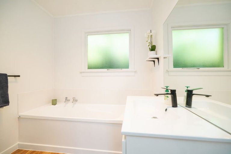 Photo of property in 28 Kowhai Avenue, Hargest, Invercargill, 9810