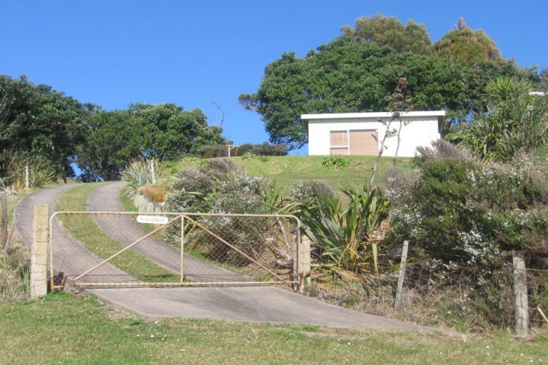 Photo of property in 28 Otama Beach Road, Opito Bay, Whitianga, 3592