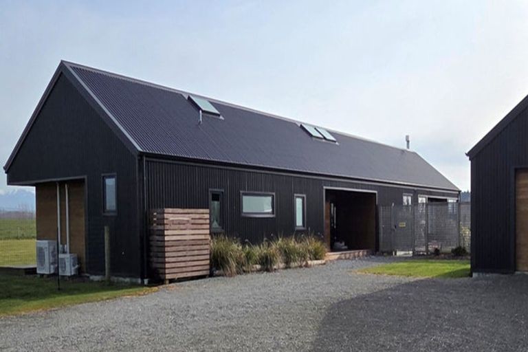 Photo of property in 48 Sherwood Road, Makikihi, Waimate, 7978