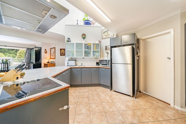 Photo of property in 36 Gurney Road, Kelson, Lower Hutt, 5010