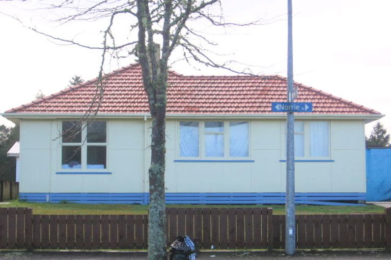 Photo of property in 25 Norrie Street, Bader, Hamilton, 3206