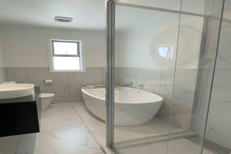 Photo of property in 10 Lucern Lane, Petone, Lower Hutt, 5012