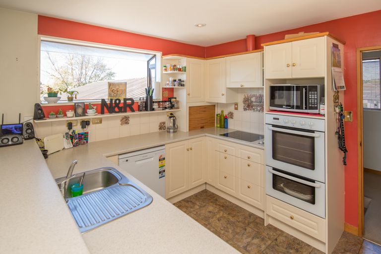 Photo of property in 276 Lake Terrace Road, Shirley, Christchurch, 8061