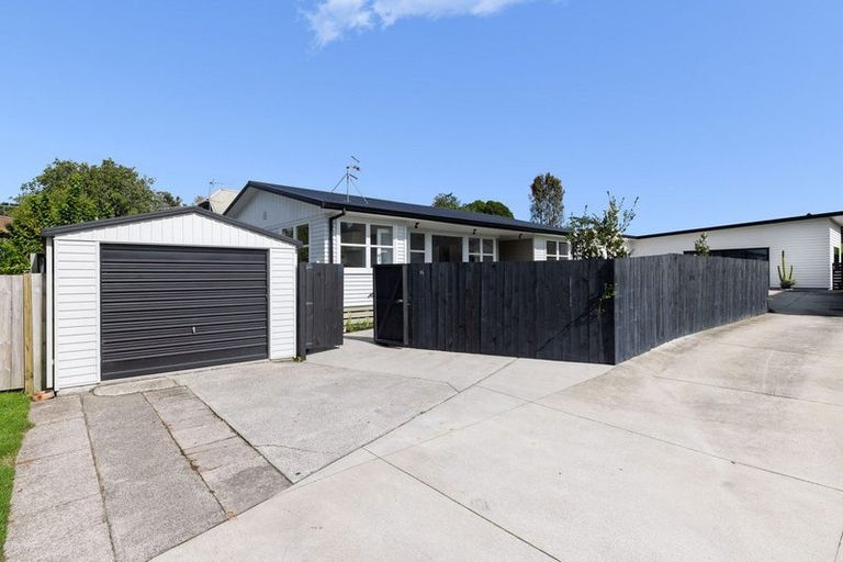 Photo of property in 8a Queen Road, Bellevue, Tauranga, 3110