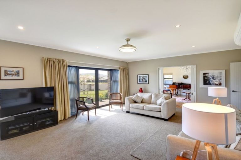 Photo of property in 8 Armadale Street, Mosgiel, 9024