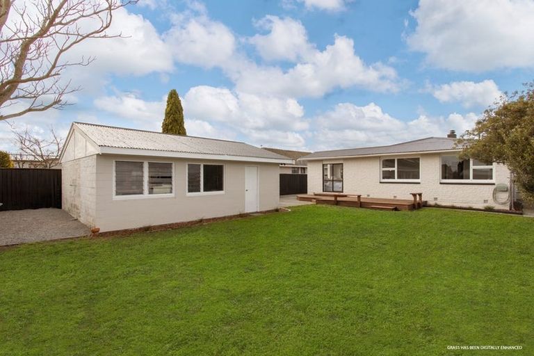 Photo of property in 29 Donnington Street, Parklands, Christchurch, 8083