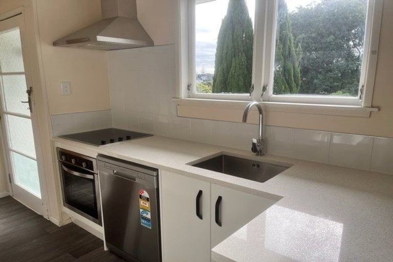 Photo of property in 3 Wycherley Drive, Bucklands Beach, Auckland, 2014