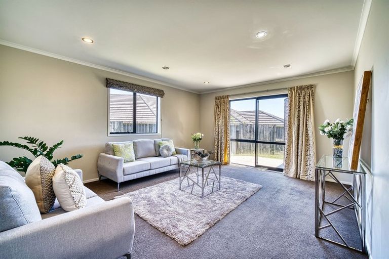 Photo of property in 8 Vosper Close, Leamington, Cambridge, 3432