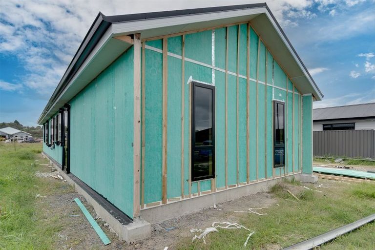 Photo of property in 7 Monowai Street, Poraiti, Napier, 4112