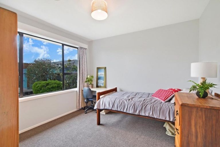 Photo of property in 6 Ranui Street, Hei Hei, Christchurch, 8042