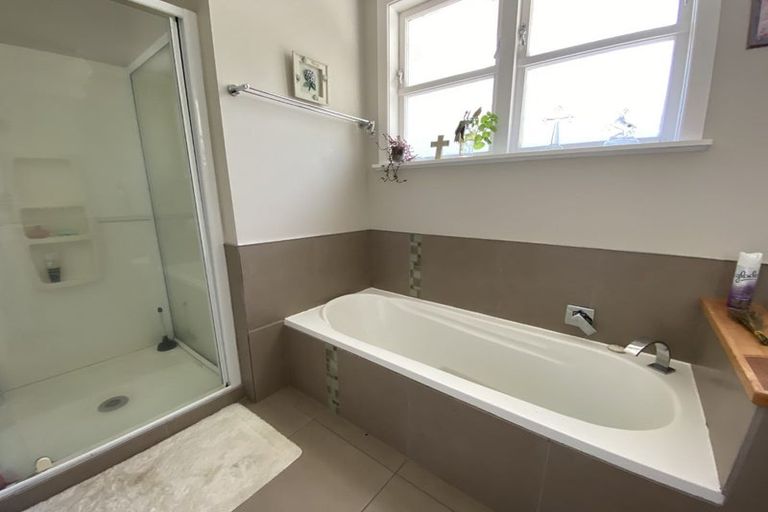 Photo of property in 111 Manuka Street, Stokes Valley, Lower Hutt, 5019