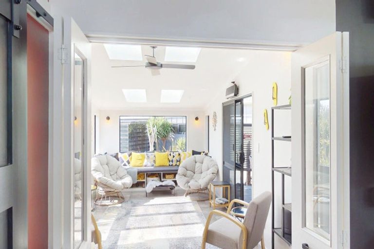 Photo of property in 46 Kent Avenue, Waitarere Beach, Levin, 5510