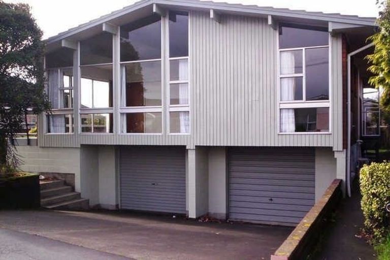 Photo of property in 1/166 Avonhead Road, Avonhead, Christchurch, 8042