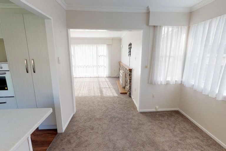 Photo of property in 7 Chilton Grove, Hokowhitu, Palmerston North, 4410