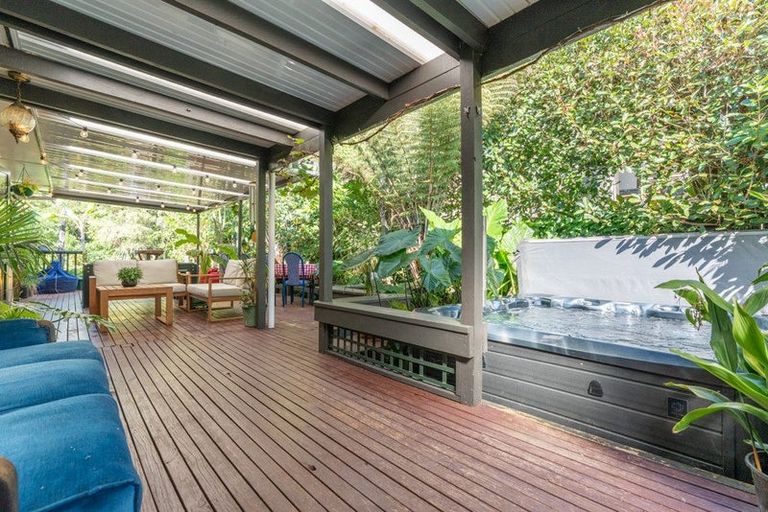 Photo of property in 33 Resthill Crescent, Glenview, Hamilton, 3206