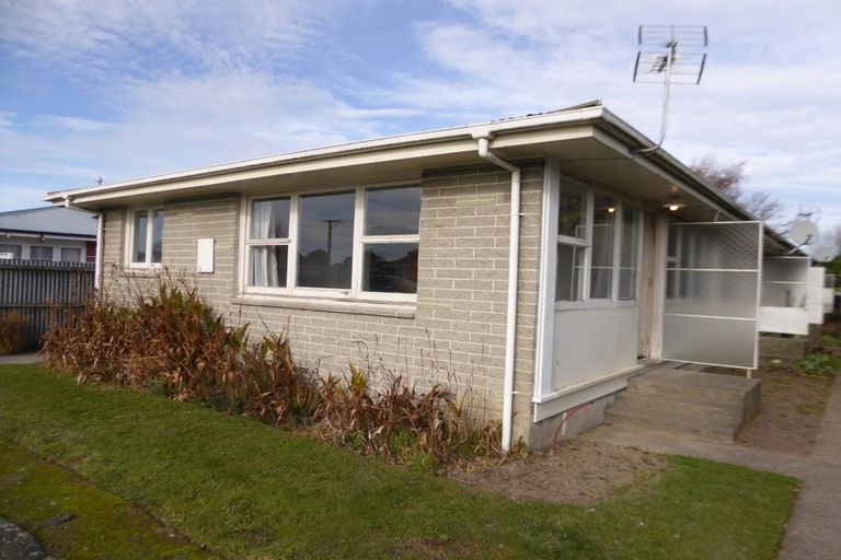 Photo of property in 2/26 Edgeware Road, St Albans, Christchurch, 8014