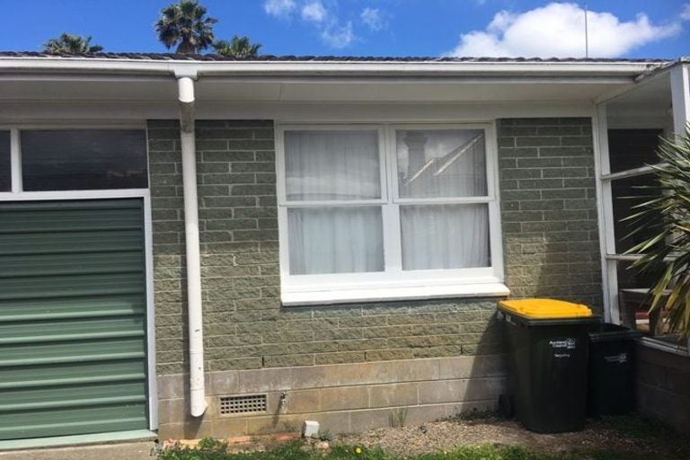 Photo of property in 2/23 Aramoana Avenue, Devonport, Auckland, 0624