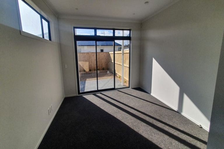 Photo of property in 12 Kauamo Close, Waiwhetu, Lower Hutt, 5010