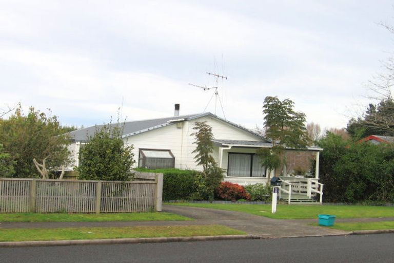 Photo of property in 43 Derby Street, Nawton, Hamilton, 3200
