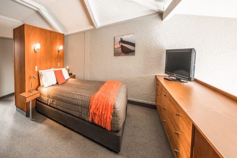 Photo of property in 2/54 Golf Road, Mount Maunganui, 3116