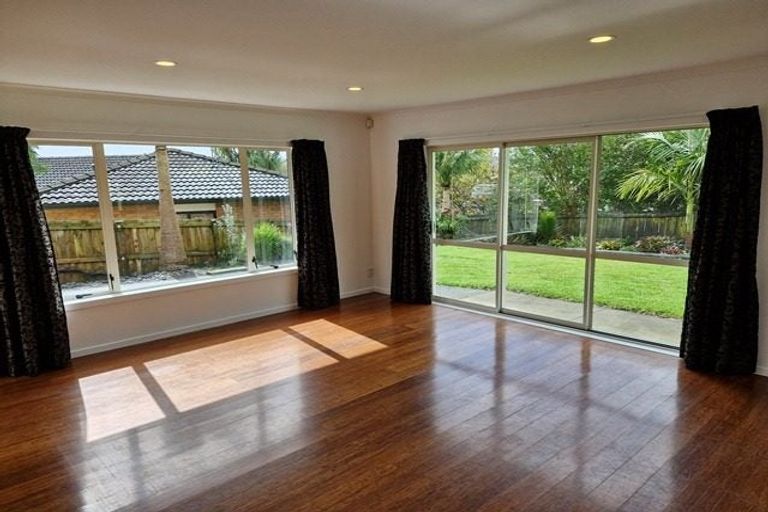 Photo of property in 444c West Coast Road, Glen Eden, Auckland, 0602
