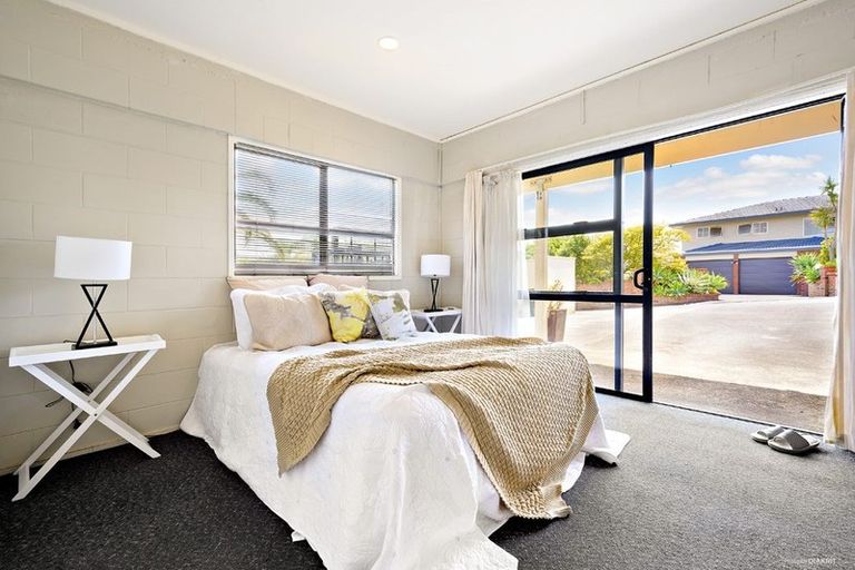 Photo of property in 1/36 Venus Place, Half Moon Bay, Auckland, 2012