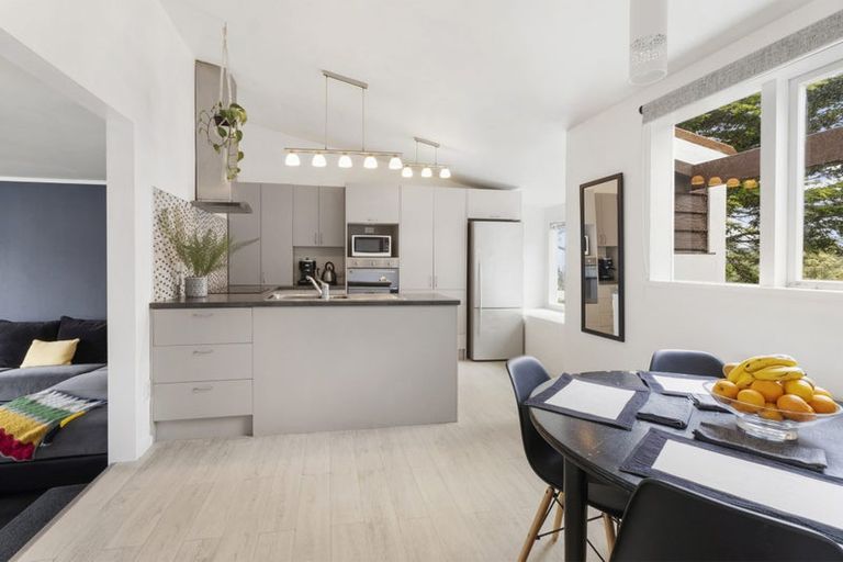 Photo of property in 4b Jasons Place, Churton Park, Wellington, 6037