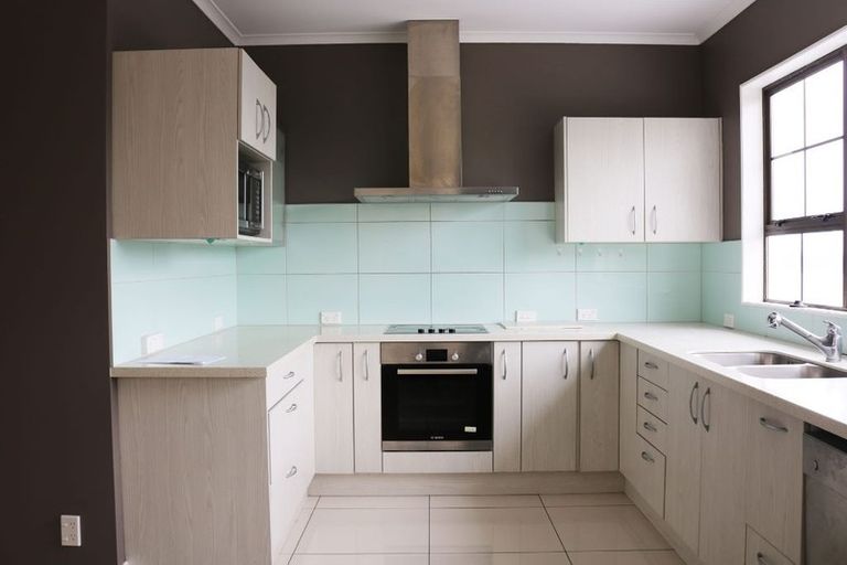 Photo of property in 66 Rama Crescent, Khandallah, Wellington, 6035