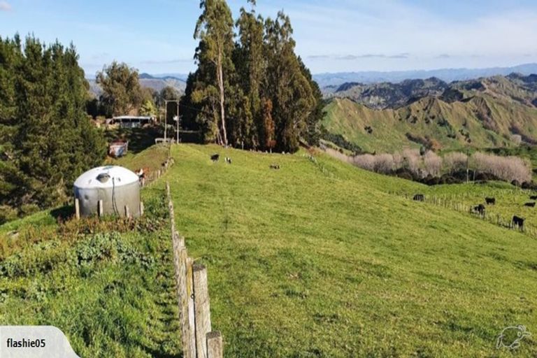 Photo of property in 1875 Kanakanaia Road, Whatatutu, Te Karaka, 4091
