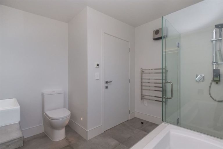 Photo of property in 32 Niger Street, Wanaka, 9305