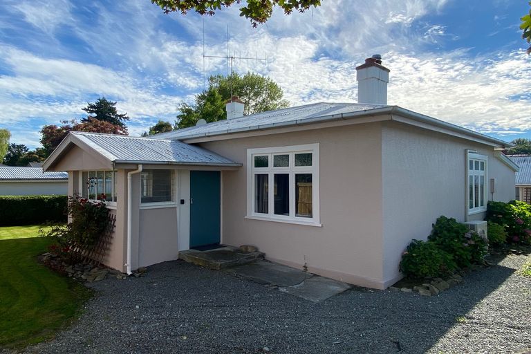 Photo of property in 1 Argyll Street, Fairlie, 7925