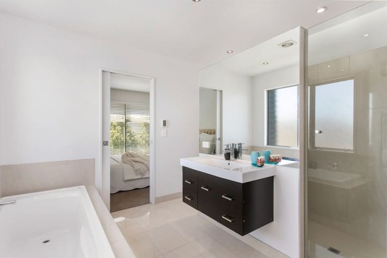 Photo of property in 131b Clyde Road, Ilam, Christchurch, 8041