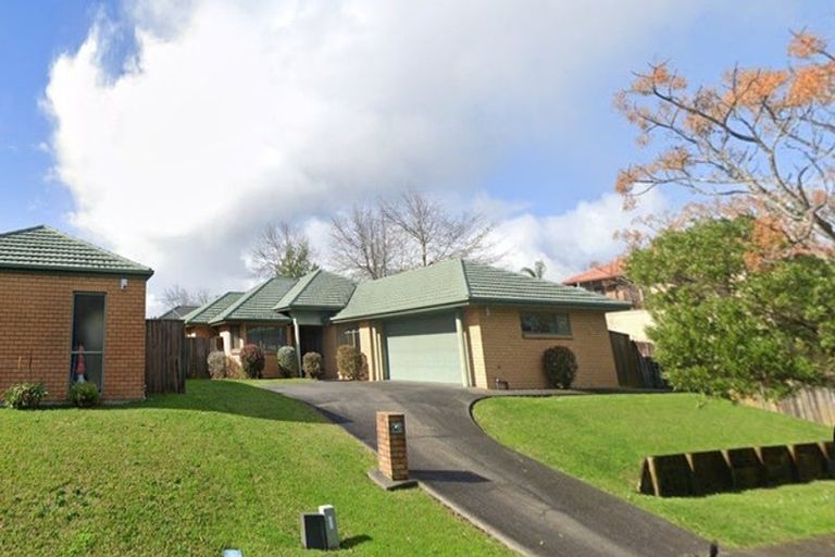 Photo of property in 6 Aaronville Way, East Tamaki, Auckland, 2016