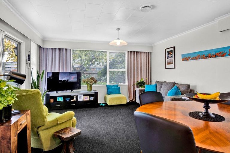 Photo of property in 15 Davidson Street, Hawera, 4610