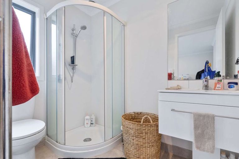 Photo of property in 2/113 Knighton Road, Hillcrest, Hamilton, 3216