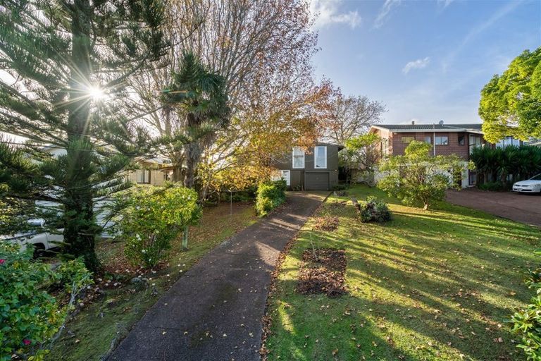 Photo of property in 6 Penton Road, Stanmore Bay, Whangaparaoa, 0932