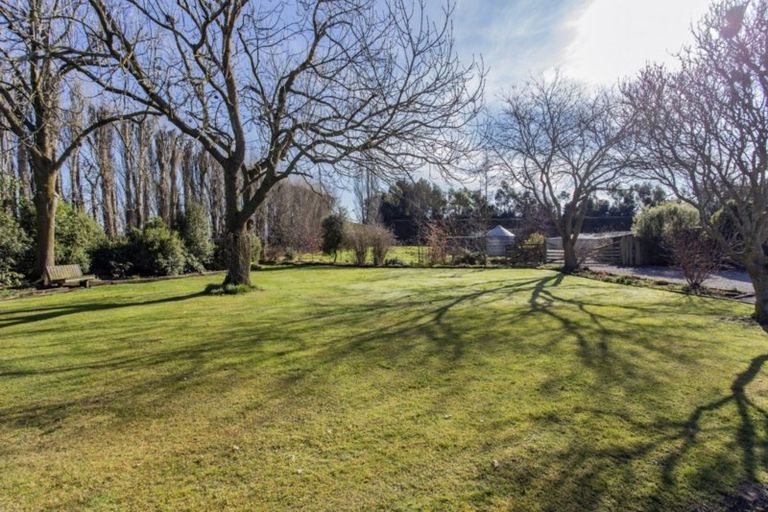 Photo of property in 2084 North Eyre Road, West Eyreton, Rangiora, 7475