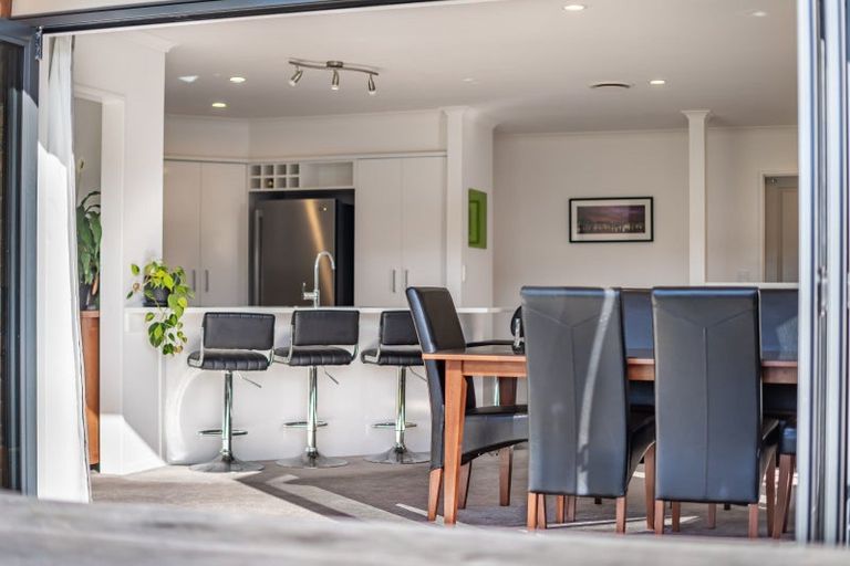 Photo of property in 76 Kirton Drive, Riverstone Terraces, Upper Hutt, 5018