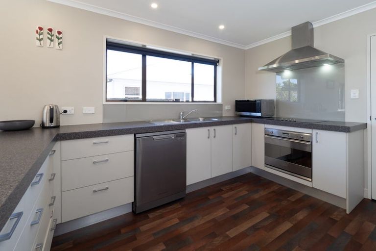 Photo of property in 14 Nixon Street, Tinwald, Ashburton, 7700