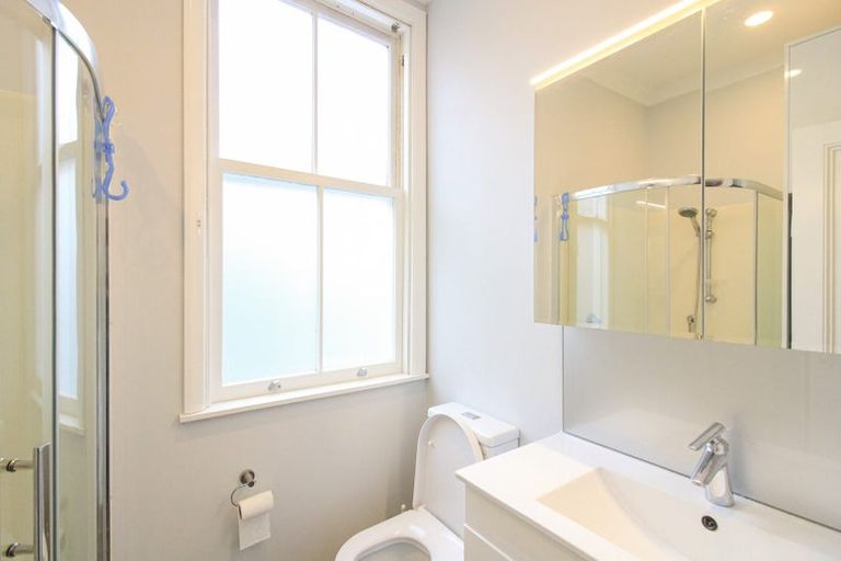 Photo of property in 90 Ellice Street, Mount Victoria, Wellington, 6011