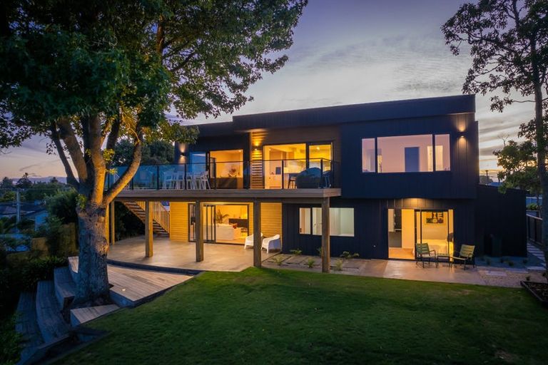 Photo of property in 94 Beerescourt Road, Beerescourt, Hamilton, 3200