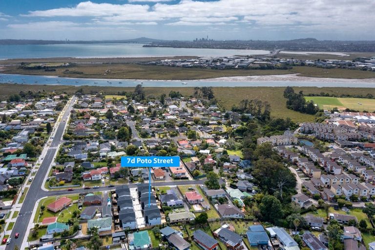 Photo of property in 7b Poto Street, Te Atatu South, Auckland, 0610